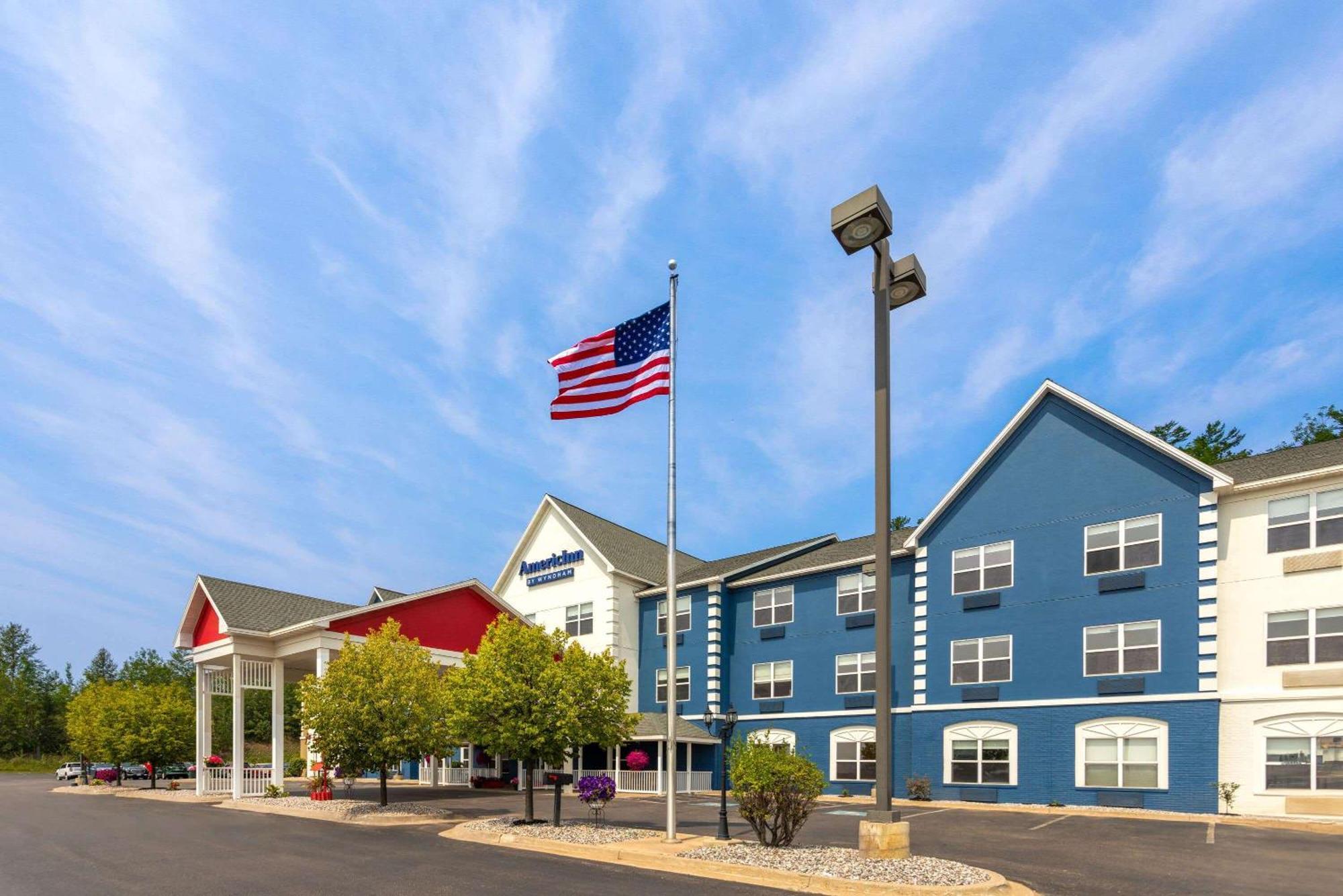 Americinn By Wyndham آيرون ماونتن المظهر الخارجي الصورة